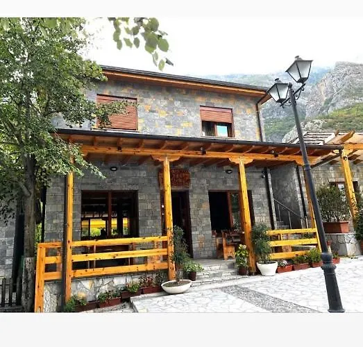 Bar Restaurant Hotel \
